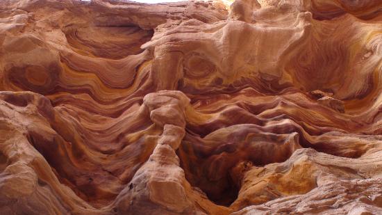 🌟Viaggio della  grotta colorata o canion Corlarto nella città di dahab Ogni giorno dalle 7:40 mattina Alle 17:00 👇