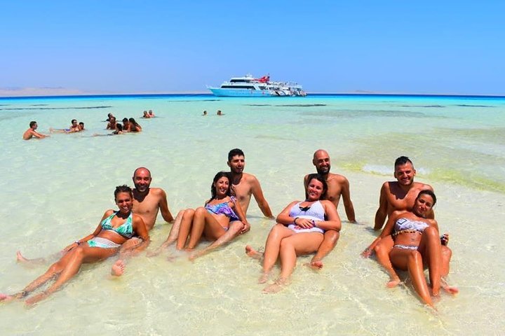 🌟 gita Isola bianca o Isola che non c'è o maldive Egitto Ogni giorno Dalle 8:00 mattina Alle 16:45 👇